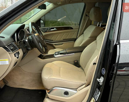 Черный Мерседес ГЛ-класс, объемом двигателя 3 л и пробегом 255 тыс. км за 22950 $, фото 38 на Automoto.ua