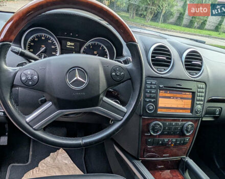 Черный Мерседес ГЛ-класс, объемом двигателя 3 л и пробегом 261 тыс. км за 20500 $, фото 4 на Automoto.ua