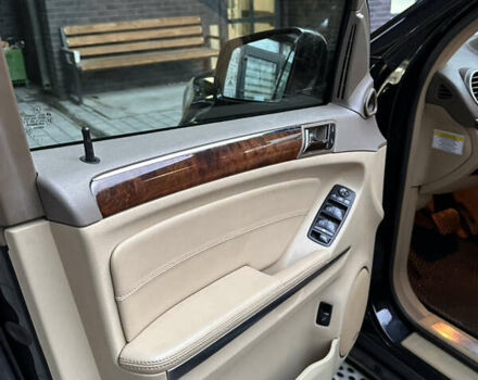 Черный Мерседес ГЛ-класс, объемом двигателя 2.99 л и пробегом 230 тыс. км за 20800 $, фото 9 на Automoto.ua