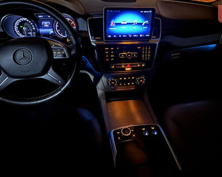 Черный Мерседес ГЛ-класс, объемом двигателя 4.7 л и пробегом 215 тыс. км за 24500 $, фото 32 на Automoto.ua