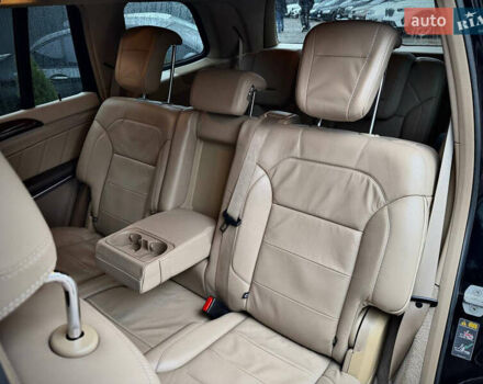 Черный Мерседес ГЛ-класс, объемом двигателя 4.7 л и пробегом 160 тыс. км за 16500 $, фото 9 на Automoto.ua