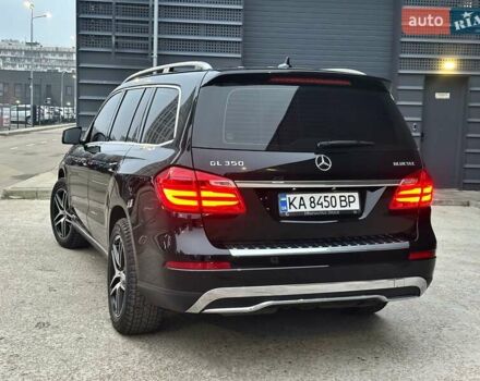 Черный Мерседес ГЛ-класс, объемом двигателя 3 л и пробегом 215 тыс. км за 21750 $, фото 24 на Automoto.ua
