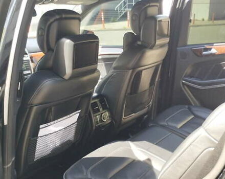 Черный Мерседес ГЛ-класс, объемом двигателя 4.66 л и пробегом 192 тыс. км за 22000 $, фото 22 на Automoto.ua