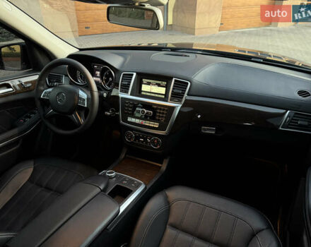 Черный Мерседес ГЛ-класс, объемом двигателя 2.99 л и пробегом 266 тыс. км за 23800 $, фото 50 на Automoto.ua