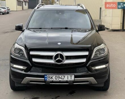 Мерседес ГЛ-класс 2013 в Ровно на Automoto.ua Черный Мерседес ГЛ-класс, объемом двигателя 2.99 л и пробегом 240 тыс. км за 25700 $, фото 2 на Automoto.ua
