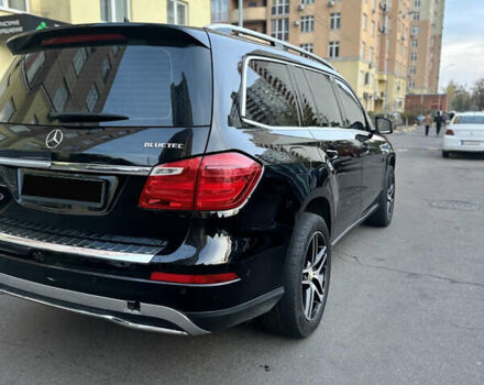 Черный Мерседес ГЛ-класс, объемом двигателя 2.99 л и пробегом 320 тыс. км за 21999 $, фото 4 на Automoto.ua