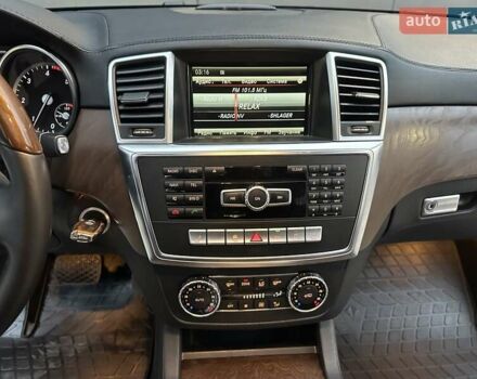 Черный Мерседес ГЛ-класс, объемом двигателя 3 л и пробегом 215 тыс. км за 21750 $, фото 49 на Automoto.ua