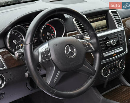 Черный Мерседес ГЛ-класс, объемом двигателя 3 л и пробегом 160 тыс. км за 23500 $, фото 81 на Automoto.ua