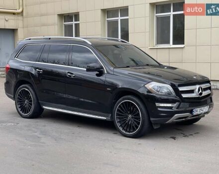 Мерседес ГЛ-класс 2013 в Ровно на Automoto.ua Черный Мерседес ГЛ-класс, объемом двигателя 2.99 л и пробегом 240 тыс. км за 25700 $, фото 17 на Automoto.ua