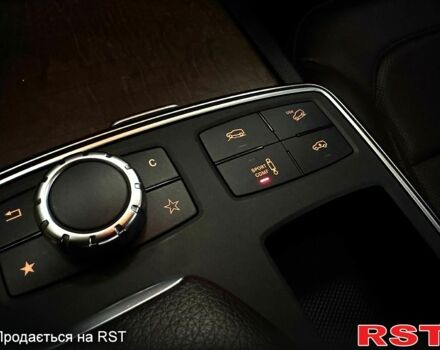 Черный Мерседес ГЛ-класс, объемом двигателя 3 л и пробегом 126 тыс. км за 30000 $, фото 10 на Automoto.ua