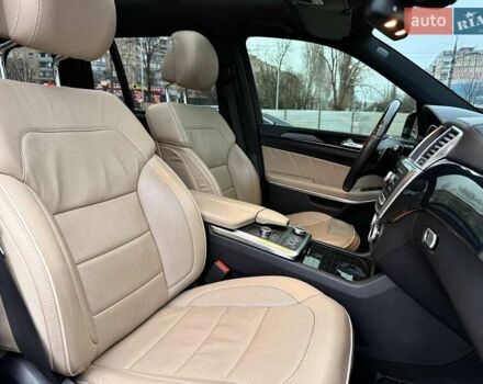 Черный Мерседес ГЛ-класс, объемом двигателя 4.66 л и пробегом 182 тыс. км за 20900 $, фото 37 на Automoto.ua