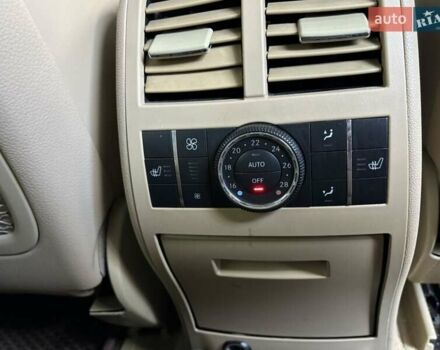 Черный Мерседес ГЛ-класс, объемом двигателя 5.46 л и пробегом 360 тыс. км за 18900 $, фото 17 на Automoto.ua