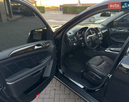 Черный Мерседес ГЛ-класс, объемом двигателя 2.99 л и пробегом 266 тыс. км за 23800 $, фото 25 на Automoto.ua