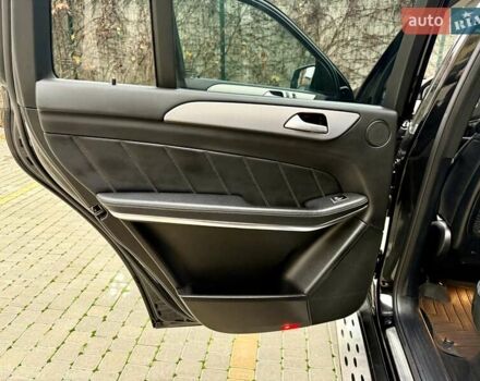 Черный Мерседес ГЛ-класс, объемом двигателя 3 л и пробегом 208 тыс. км за 26800 $, фото 53 на Automoto.ua