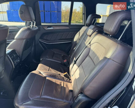 Мерседес ГЛ-Клас 2013 у Кривому Розі на Automoto.ua Чорний Мерседес ГЛ-Клас, об'ємом двигуна 3 л та пробігом 109 тис. км за 30000 $, фото 12 на Automoto.ua
