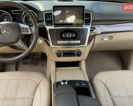 Черный Мерседес ГЛ-класс, объемом двигателя 4.7 л и пробегом 215 тыс. км за 24500 $, фото 42 на Automoto.ua