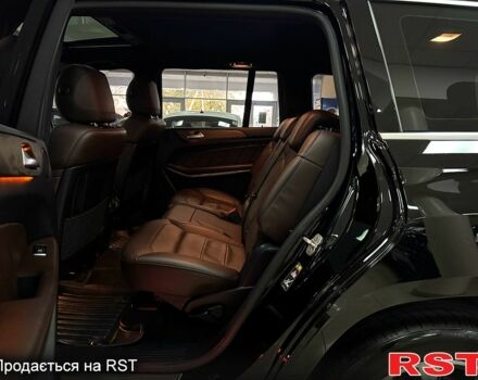 Черный Мерседес ГЛ-класс, объемом двигателя 3 л и пробегом 126 тыс. км за 30000 $, фото 4 на Automoto.ua
