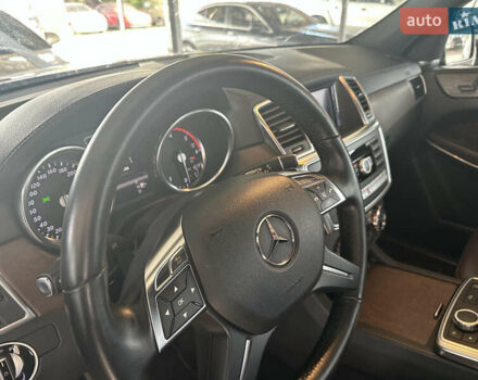 Черный Мерседес ГЛ-класс, объемом двигателя 3 л и пробегом 126 тыс. км за 31700 $, фото 3 на Automoto.ua