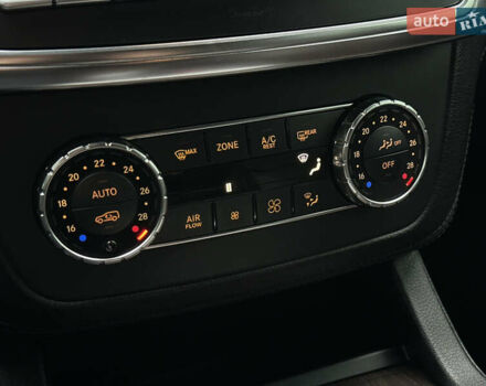 Черный Мерседес ГЛ-класс, объемом двигателя 4.66 л и пробегом 199 тыс. км за 24400 $, фото 22 на Automoto.ua