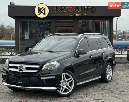 Черный Мерседес ГЛ-класс, объемом двигателя 4.66 л и пробегом 199 тыс. км за 24400 $, фото 1 на Automoto.ua