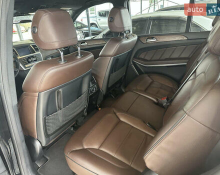 Черный Мерседес ГЛ-класс, объемом двигателя 3 л и пробегом 126 тыс. км за 31700 $, фото 4 на Automoto.ua