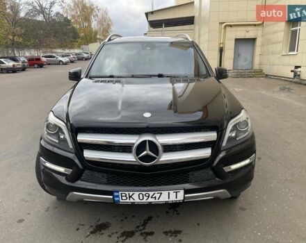 Мерседес ГЛ-класс 2013 в Ровно на Automoto.ua Черный Мерседес ГЛ-класс, объемом двигателя 2.99 л и пробегом 240 тыс. км за 25700 $, фото 37 на Automoto.ua