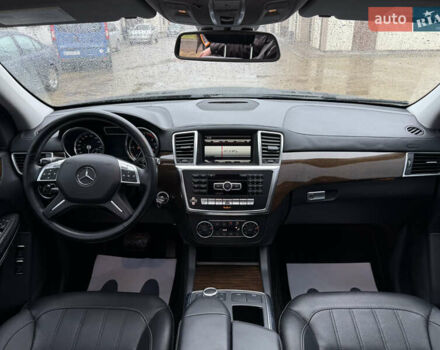 Черный Мерседес ГЛ-класс, объемом двигателя 3 л и пробегом 160 тыс. км за 23500 $, фото 90 на Automoto.ua