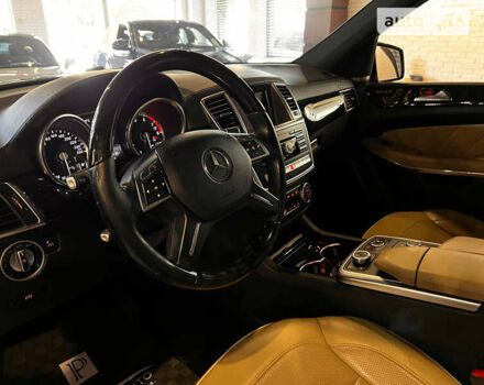 Черный Мерседес ГЛ-класс, объемом двигателя 4.66 л и пробегом 84 тыс. км за 36500 $, фото 14 на Automoto.ua