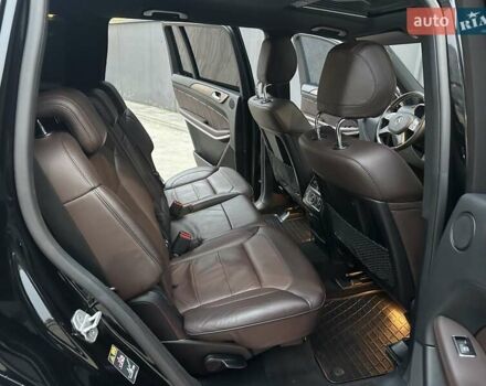 Черный Мерседес ГЛ-класс, объемом двигателя 3 л и пробегом 215 тыс. км за 21750 $, фото 60 на Automoto.ua