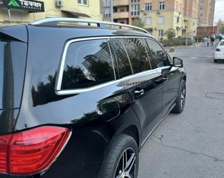 Черный Мерседес ГЛ-класс, объемом двигателя 3 л и пробегом 321 тыс. км за 22500 $, фото 11 на Automoto.ua