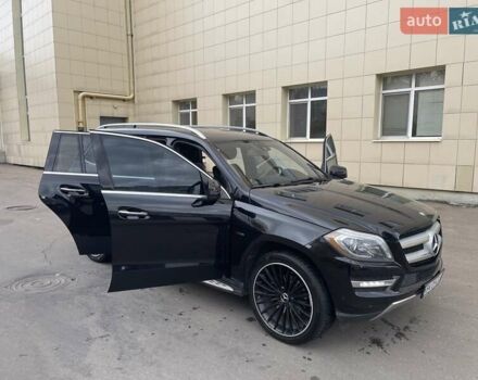 Мерседес ГЛ-класс 2013 в Ровно на Automoto.ua Черный Мерседес ГЛ-класс, объемом двигателя 2.99 л и пробегом 240 тыс. км за 25700 $, фото 46 на Automoto.ua