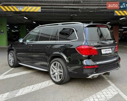 Черный Мерседес ГЛ-класс, объемом двигателя 4.66 л и пробегом 309 тыс. км за 20990 $, фото 3 на Automoto.ua