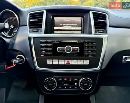 Черный Мерседес ГЛ-класс, объемом двигателя 3 л и пробегом 208 тыс. км за 26800 $, фото 74 на Automoto.ua