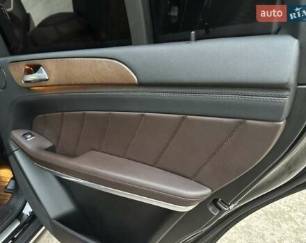 Черный Мерседес ГЛ-класс, объемом двигателя 3 л и пробегом 215 тыс. км за 21750 $, фото 64 на Automoto.ua