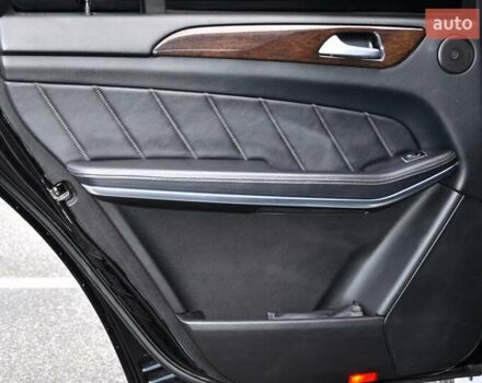 Чорний Мерседес ГЛ-Клас, об'ємом двигуна 3 л та пробігом 240 тис. км за 26999 $, фото 30 на Automoto.ua