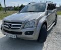 Черный Мерседес ГЛ-класс, объемом двигателя 4.7 л и пробегом 287 тыс. км за 9900 $, фото 1 на Automoto.ua