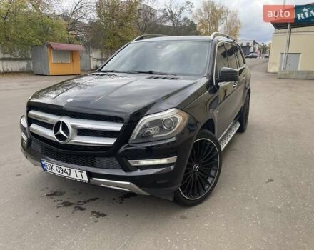 Мерседес ГЛ-класс 2013 в Ровно на Automoto.ua Черный Мерседес ГЛ-класс, объемом двигателя 2.99 л и пробегом 240 тыс. км за 25700 $, фото 40 на Automoto.ua