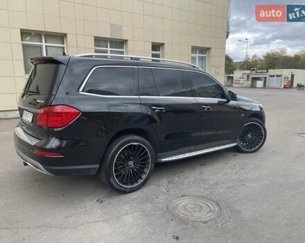 Мерседес ГЛ-класс 2013 в Ровно на Automoto.ua Черный Мерседес ГЛ-класс, объемом двигателя 2.99 л и пробегом 240 тыс. км за 25700 $, фото 31 на Automoto.ua