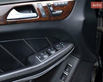Чорний Мерседес ГЛ-Клас, об'ємом двигуна 3 л та пробігом 240 тис. км за 26999 $, фото 23 на Automoto.ua