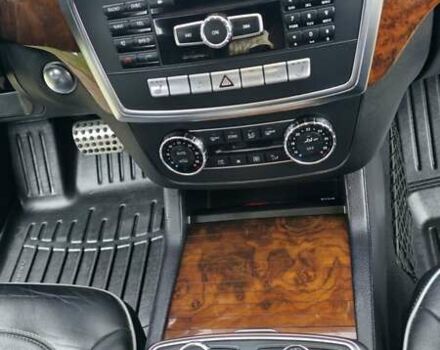 Черный Мерседес ГЛ-класс, объемом двигателя 4.66 л и пробегом 285 тыс. км за 29999 $, фото 45 на Automoto.ua