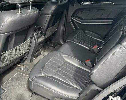 Мерседес ГЛ-класс 2013 в Киеве на Automoto.ua Черный Мерседес ГЛ-класс, объемом двигателя 3 л и пробегом 212 тыс. км за 24800 $, фото 18 на Automoto.ua