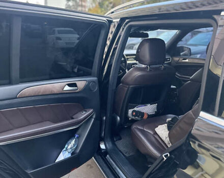 Черный Мерседес ГЛ-класс, объемом двигателя 2.99 л и пробегом 320 тыс. км за 21999 $, фото 7 на Automoto.ua