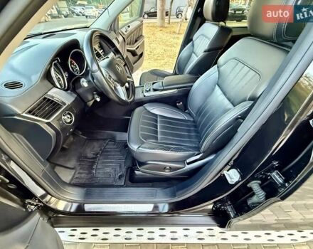 Черный Мерседес ГЛ-класс, объемом двигателя 3 л и пробегом 208 тыс. км за 26800 $, фото 52 на Automoto.ua