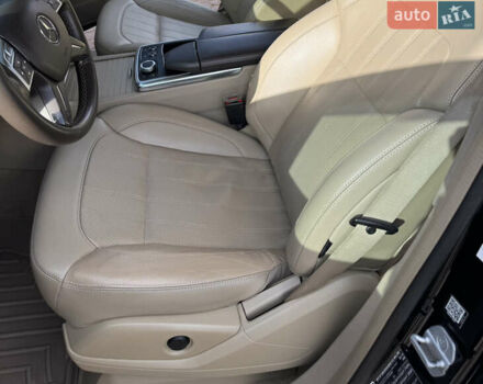 Черный Мерседес ГЛ-класс, объемом двигателя 4.7 л и пробегом 215 тыс. км за 24500 $, фото 11 на Automoto.ua