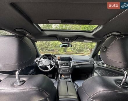 Мерседес ГЛ-класс 2013 в Киеве на Automoto.ua Черный Мерседес ГЛ-класс, объемом двигателя 3 л и пробегом 212 тыс. км за 24800 $, фото 16 на Automoto.ua