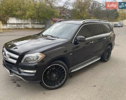 Мерседес ГЛ-класс 2013 в Ровно на Automoto.ua Черный Мерседес ГЛ-класс, объемом двигателя 2.99 л и пробегом 240 тыс. км за 25700 $, фото 28 на Automoto.ua