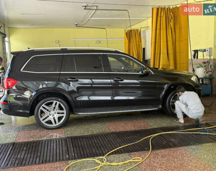 Чорний Мерседес ГЛ-Клас, об'ємом двигуна 4.66 л та пробігом 137 тис. км за 25500 $, фото 4 на Automoto.ua