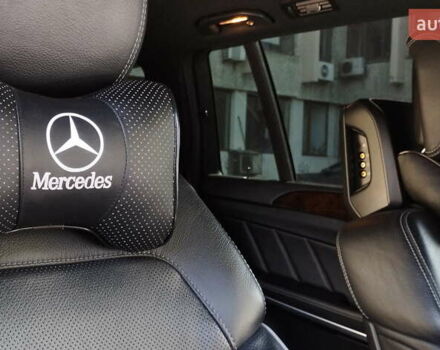 Черный Мерседес ГЛ-класс, объемом двигателя 4.66 л и пробегом 192 тыс. км за 22000 $, фото 15 на Automoto.ua