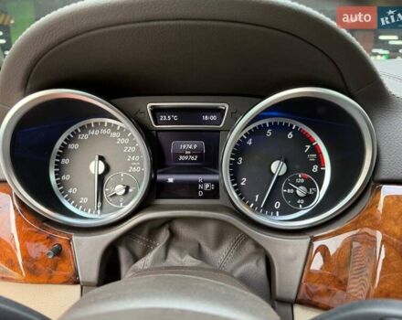 Черный Мерседес ГЛ-класс, объемом двигателя 4.66 л и пробегом 309 тыс. км за 20990 $, фото 19 на Automoto.ua
