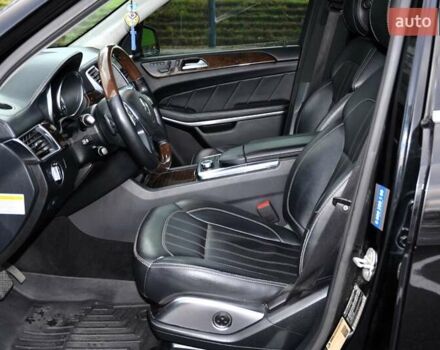 Чорний Мерседес ГЛ-Клас, об'ємом двигуна 3 л та пробігом 240 тис. км за 26999 $, фото 26 на Automoto.ua